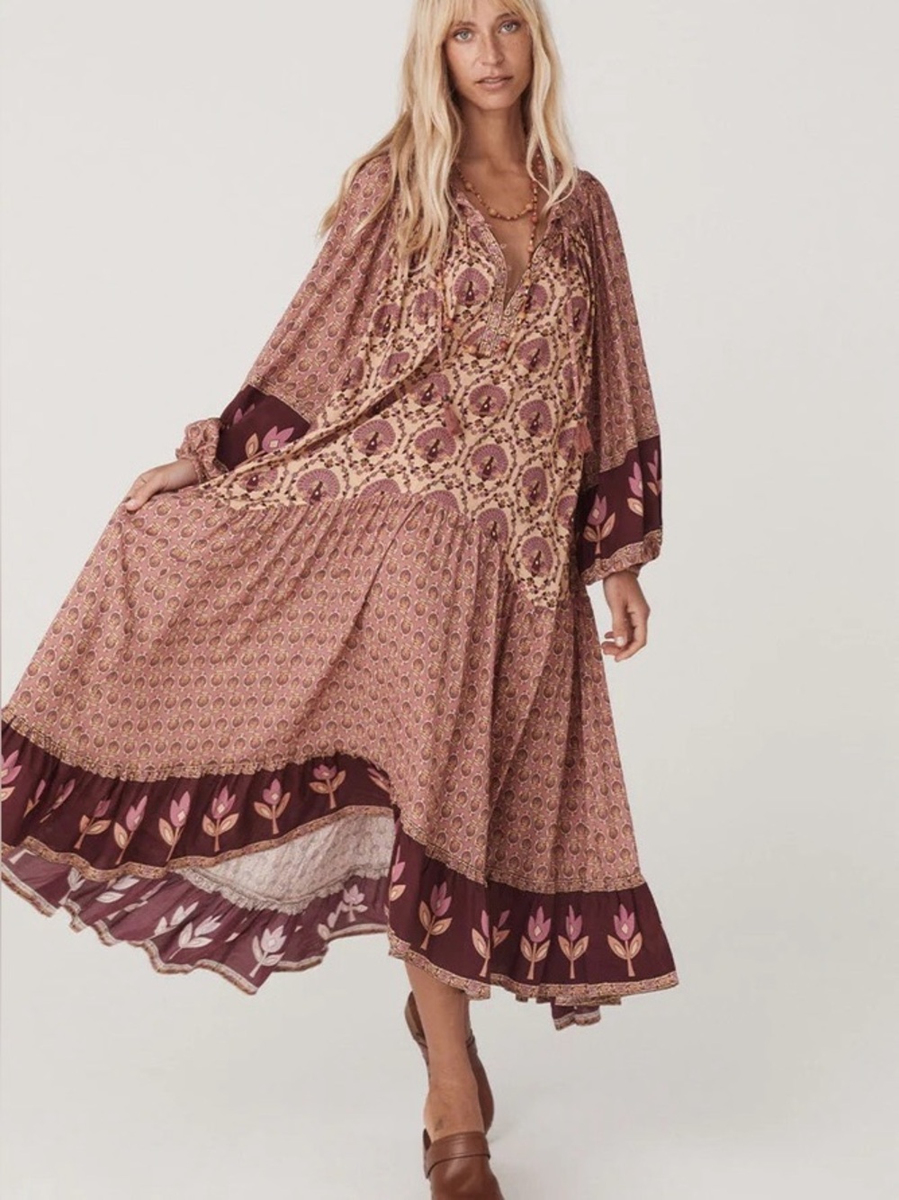 NWOT Chateau Boho Gown by Spell quilted yoke & back Sz Small